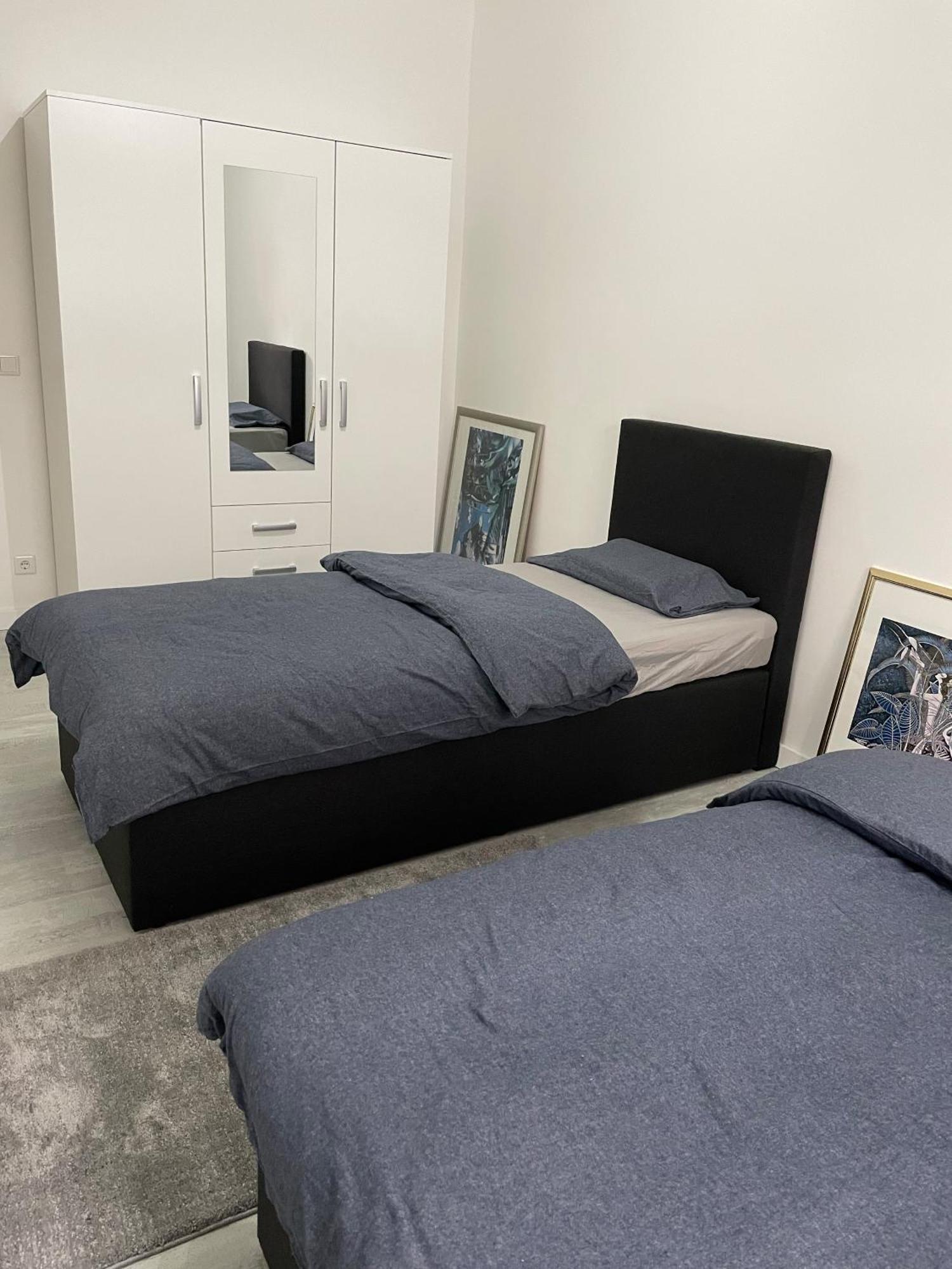 Place To Sleep - Kassel: Direkt An Der Uni Esterno foto
